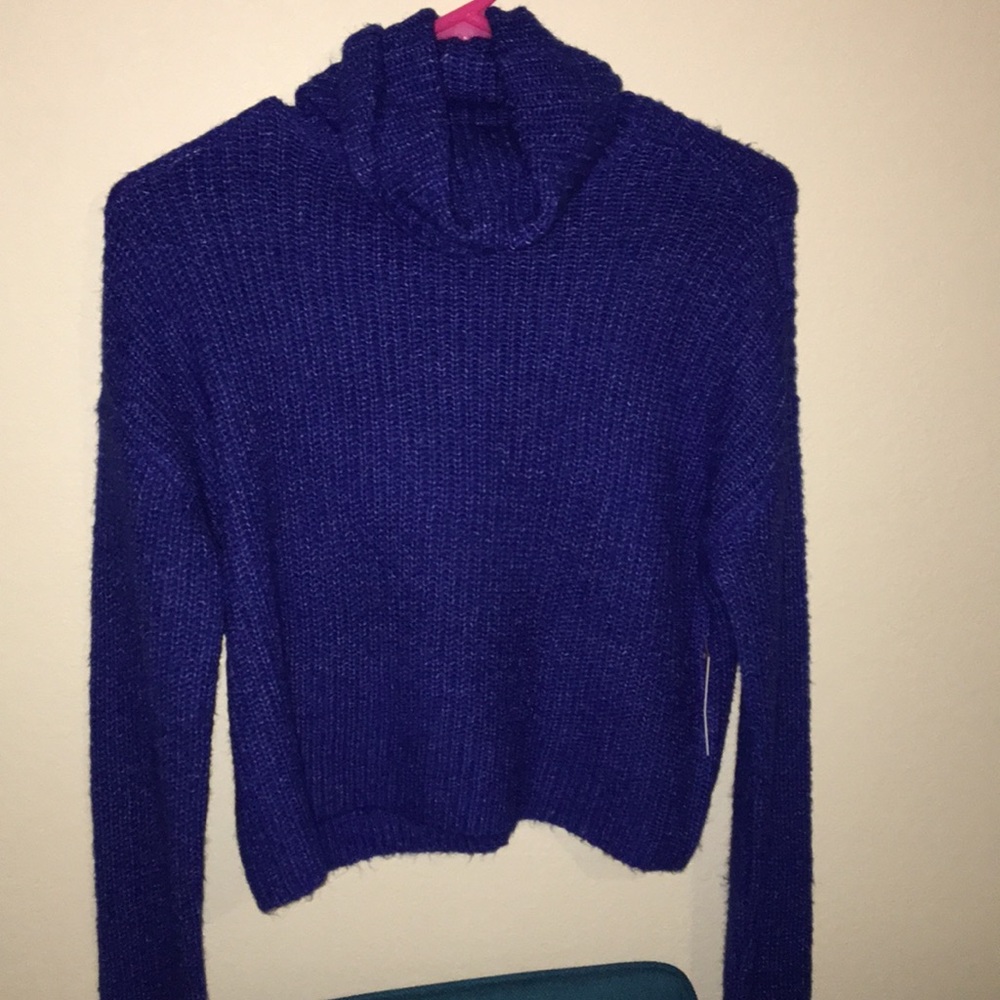 Navy blue crop turtleneck sweater